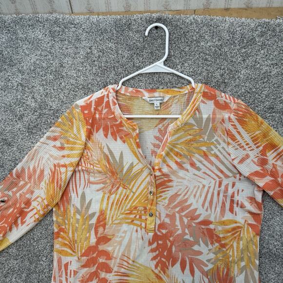 Emily Daniels Blouse Size L Lightweight Summer Drapey Tropical Roll Tab Sleeves - Picture 7 of 11